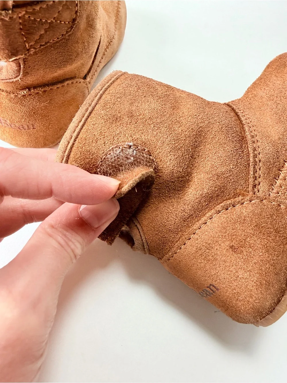L.L. Bean Kids Suede Shearling Brown Camel Velcro Boots Toddler 6 Unisex